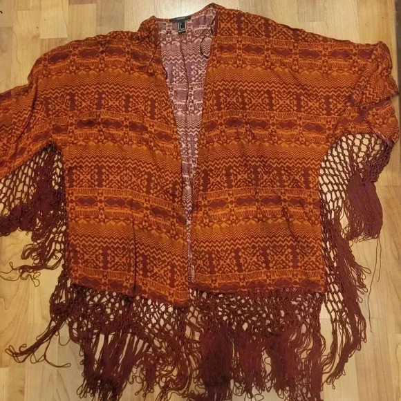 Forever21 Contemporary Open Front Kimono Cardigan Boho Aztec Print Fringe S NWOT - Picture 5 of 6
